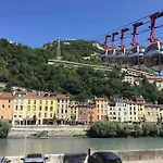O Calme Cosy - Jardins Et Villes - Experience Unique - Wifi Gratuit - Parking Gratuite